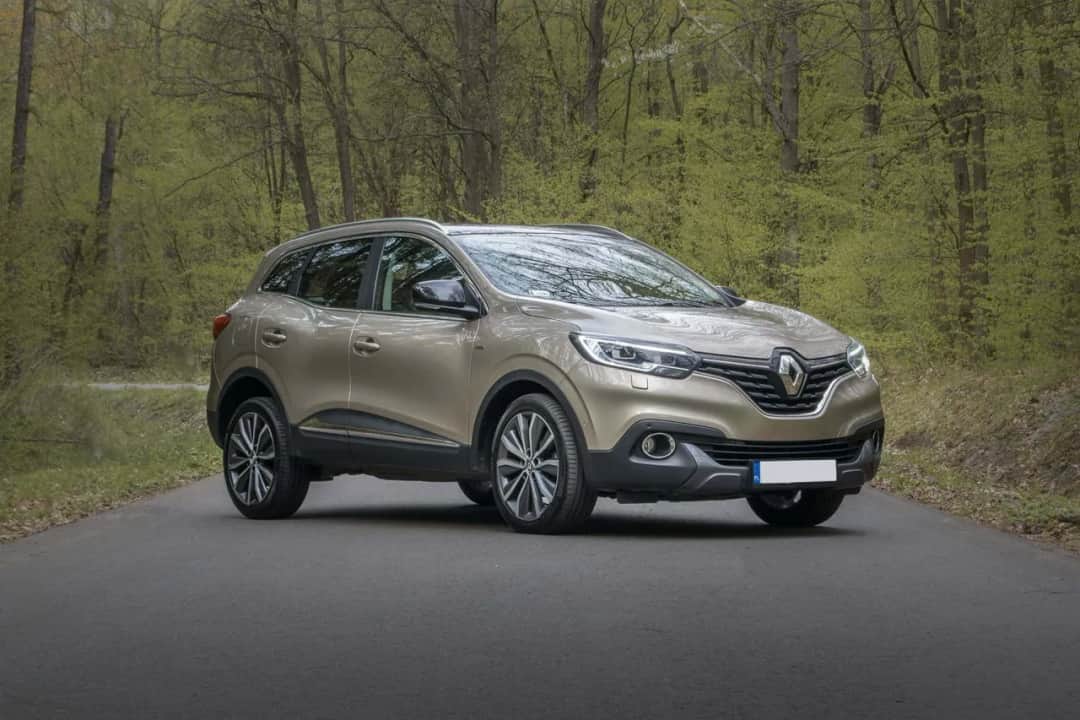 Ile wosku na auto? Dawkowanie dla połysku bez smug!