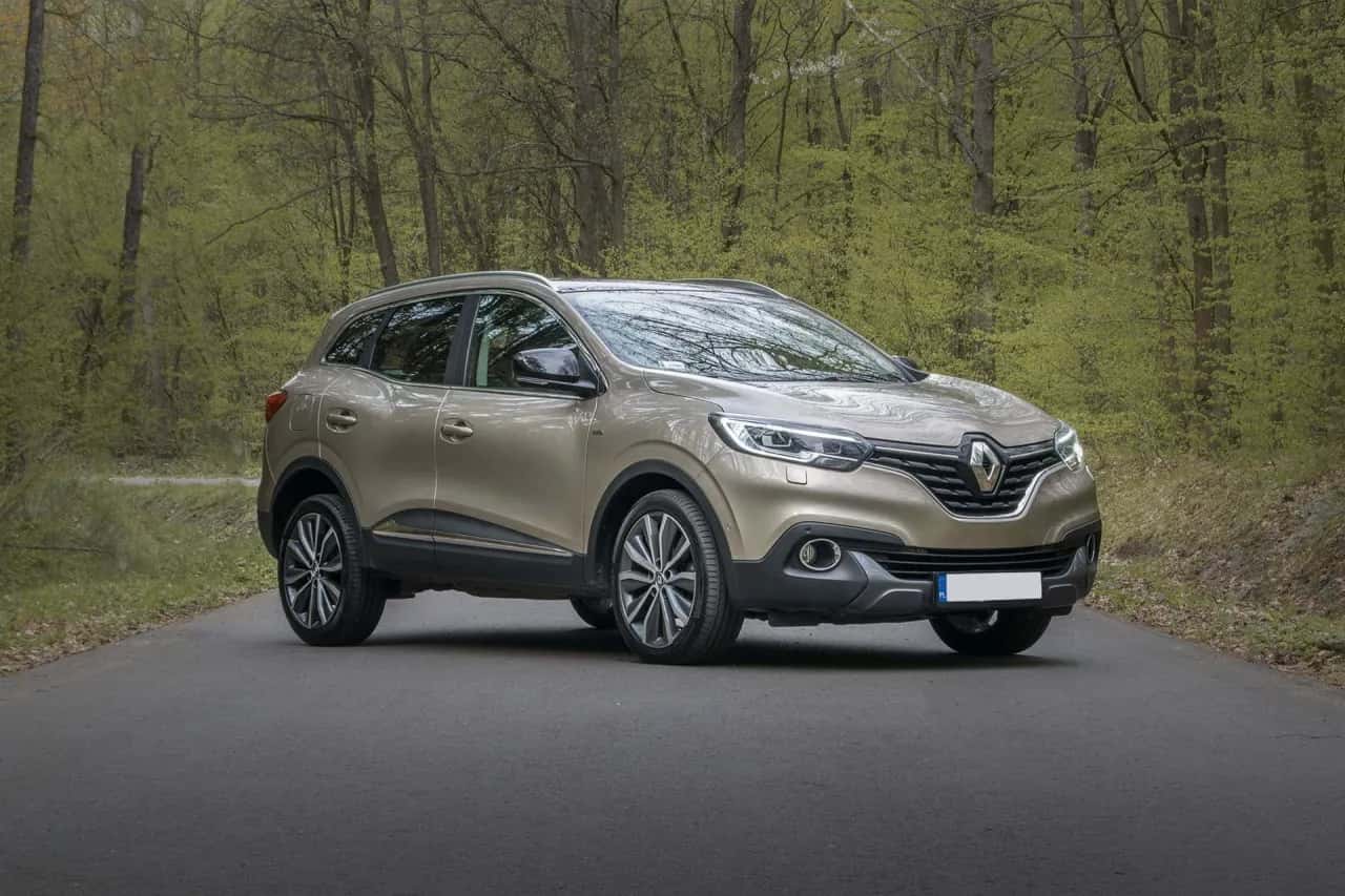 Ile wosku na auto? Dawkowanie dla połysku bez smug!